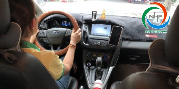 Cách xử lý mùi hôi trên xe ô tô? Sản phẩm xử lý mùi hôi xe ô tô hiệu quả?